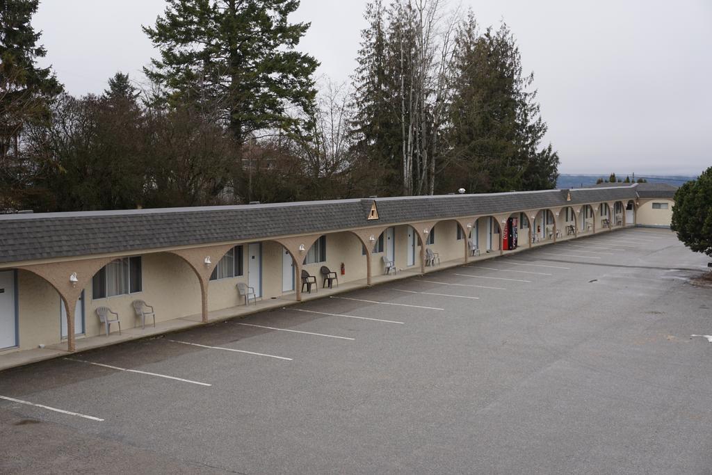 Magnuson Hotel Creston Exterior foto